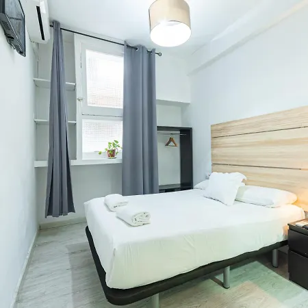 Vandrarhem Easy Sants By Bossh! (adults Only) Barcelona