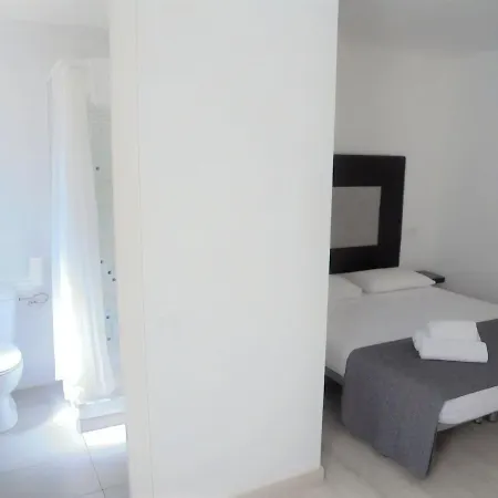 Vandrarhem Easy Sants By Bossh! (adults Only) Barcelona