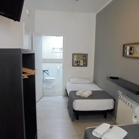 Easy Sants By Bossh! (adults Only) Barcelona