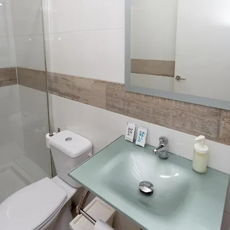 Easy Sants By Bossh! (adults Only) Barcelona