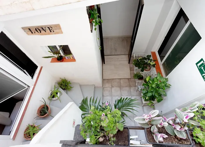 Easy Sants By Bossh! (adults Only) * Barcelona