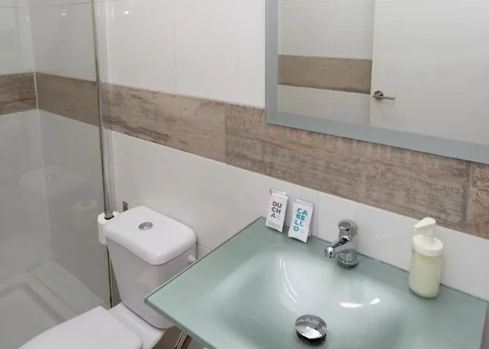 Easy Sants By Bossh! (adults Only) Barcelona