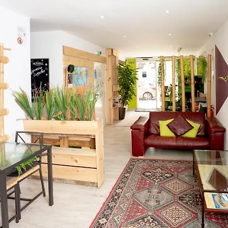 Ostello Easy Sants By Bossh! (adults Only) Barcellona