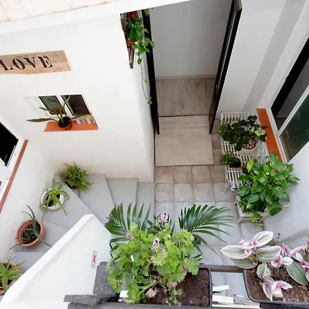 Easy Sants By Bossh! (adults Only) * Barcellona